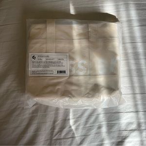 Glossier Brooklyn utility tote new in package